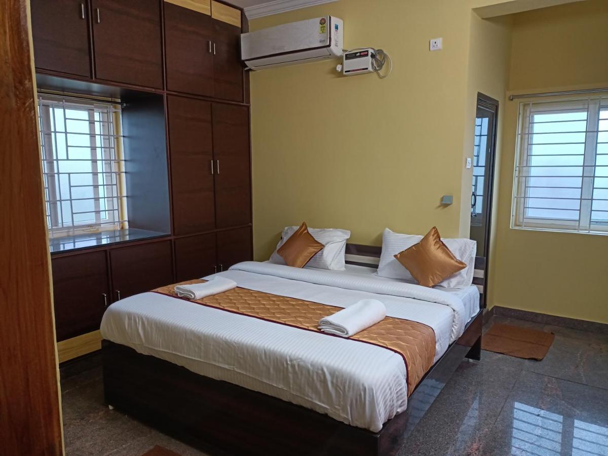 Four Seasons Home Stay Tirupati Dış mekan fotoğraf