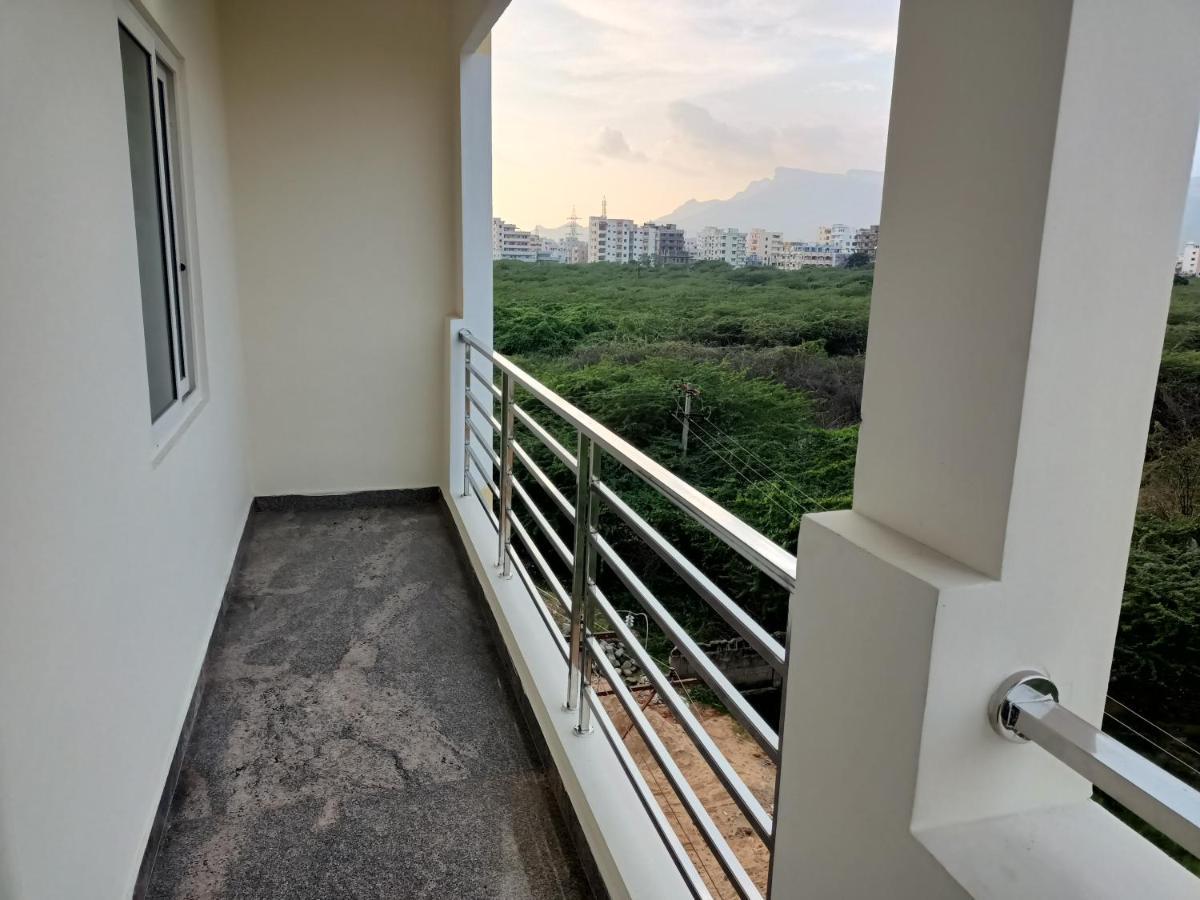 Four Seasons Home Stay Tirupati Dış mekan fotoğraf