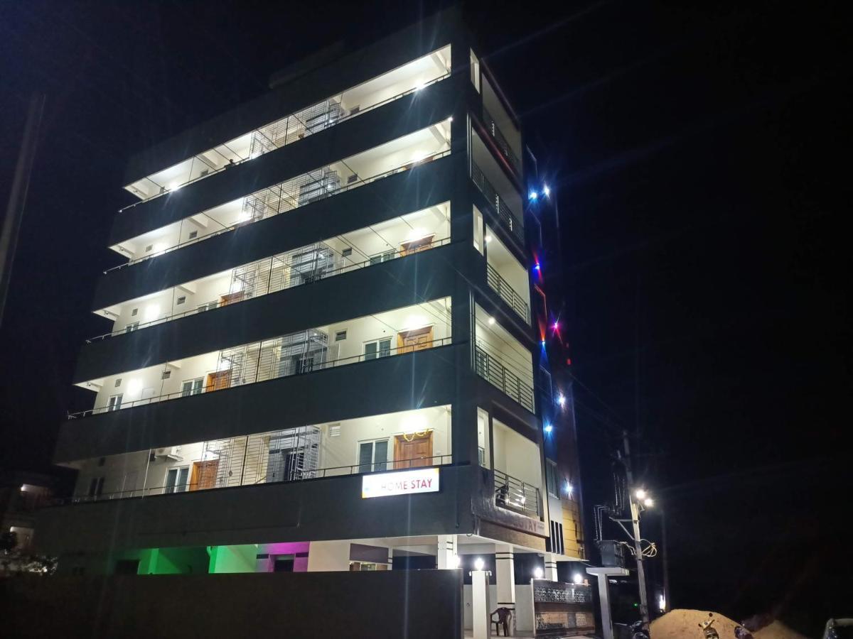 Four Seasons Home Stay Tirupati Dış mekan fotoğraf